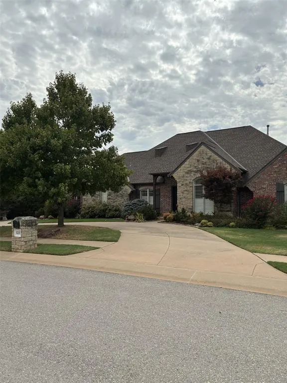 Photo 5 — 10209 Timber Valley Drive, Oklahoma City, OK 73151
