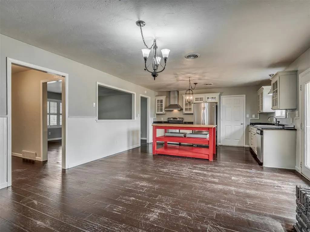 Photo 10 — 3121 NW 62nd Street, Oklahoma City, OK 73112