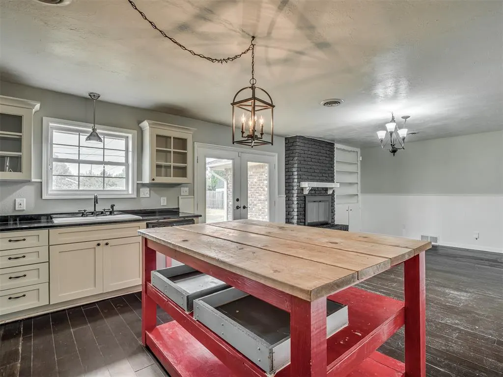 Photo 18 — 3121 NW 62nd Street, Oklahoma City, OK 73112