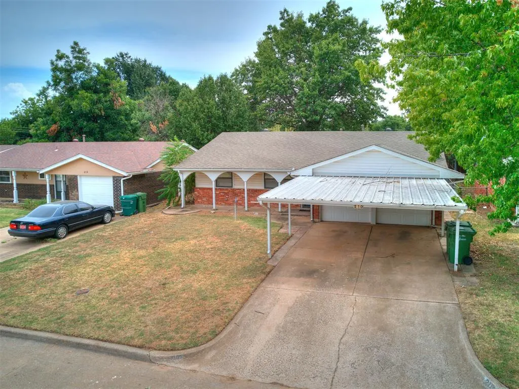 Photo 4 — 210 E Cherry Avenue, Yukon, OK 73099
