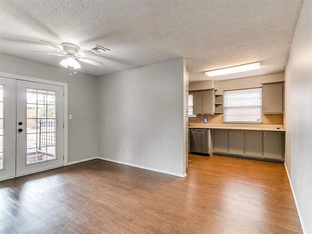 Photo 23 — 210 E Cherry Avenue, Yukon, OK 73099