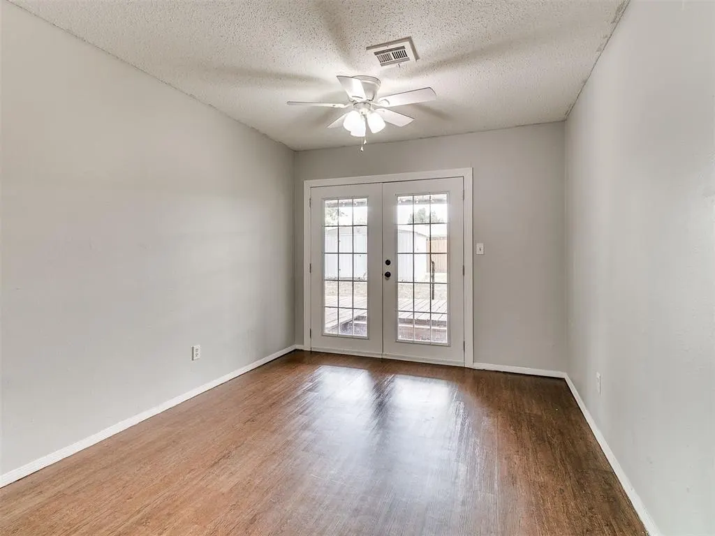 Photo 24 — 210 E Cherry Avenue, Yukon, OK 73099