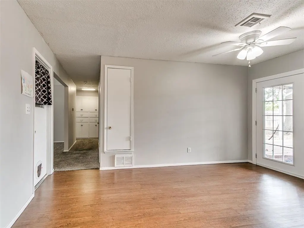 Photo 26 — 210 E Cherry Avenue, Yukon, OK 73099