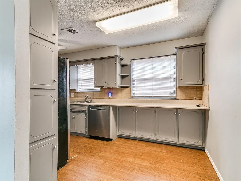 Photo 27 — 210 E Cherry Avenue, Yukon, OK 73099