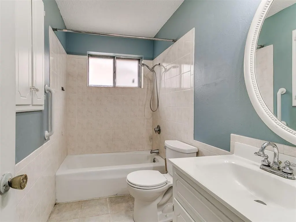 Photo 42 — 210 E Cherry Avenue, Yukon, OK 73099