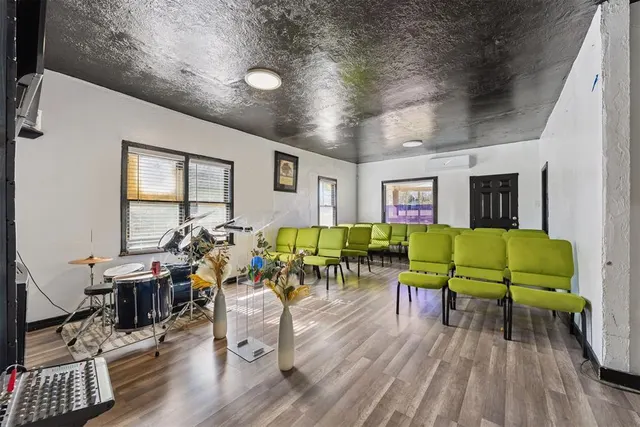Photo 8 — 616 N Choctaw Avenue, El Reno, OK 73036