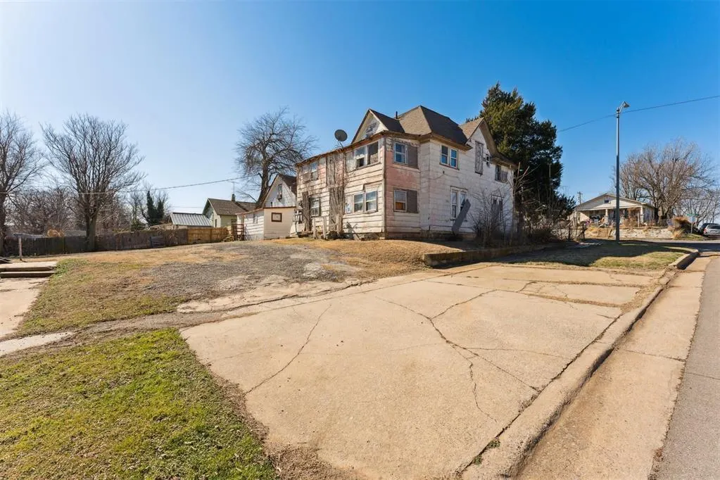 Photo 40 — 616 N Choctaw Avenue, El Reno, OK 73036