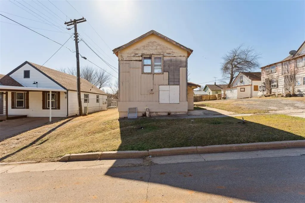 Photo 47 — 616 N Choctaw Avenue, El Reno, OK 73036