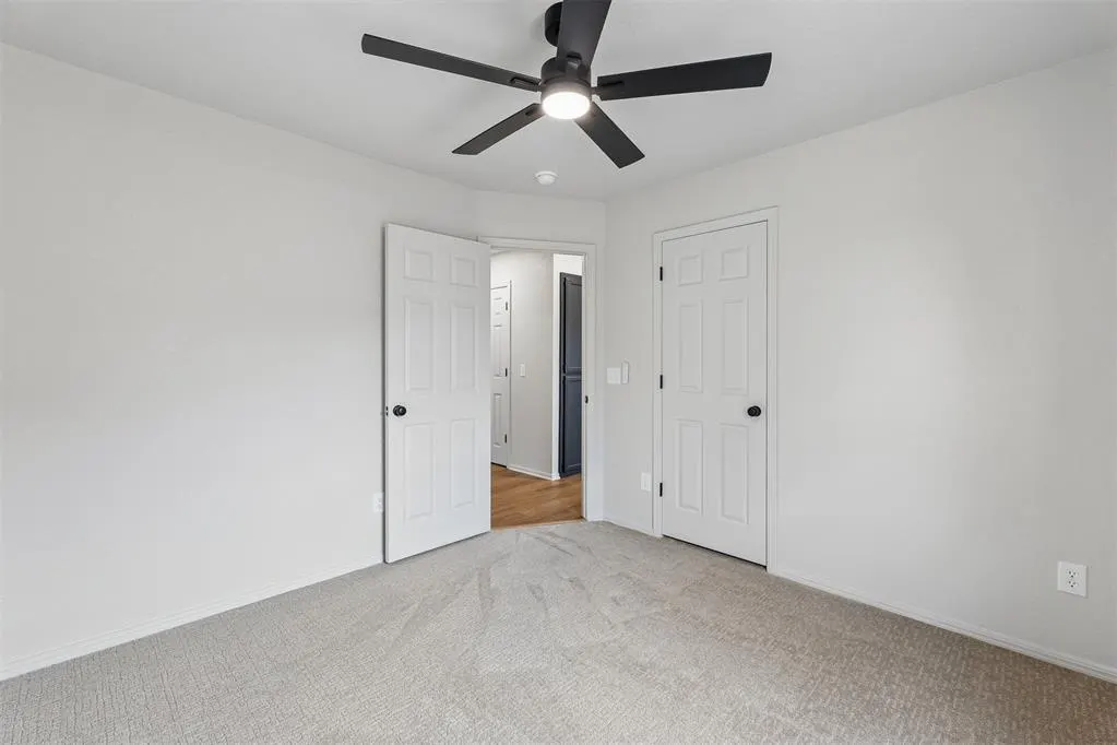 Photo 23 — 11933 NW 7th Street, Yukon, OK 73099