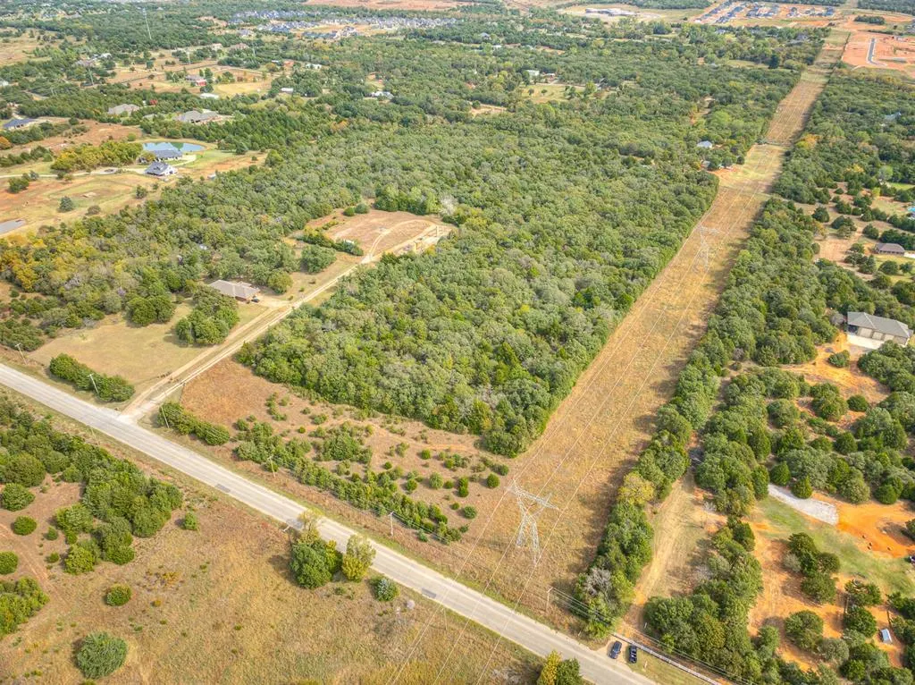 Photo 3 — Five Oaks Circle, Edmond, OK 73034