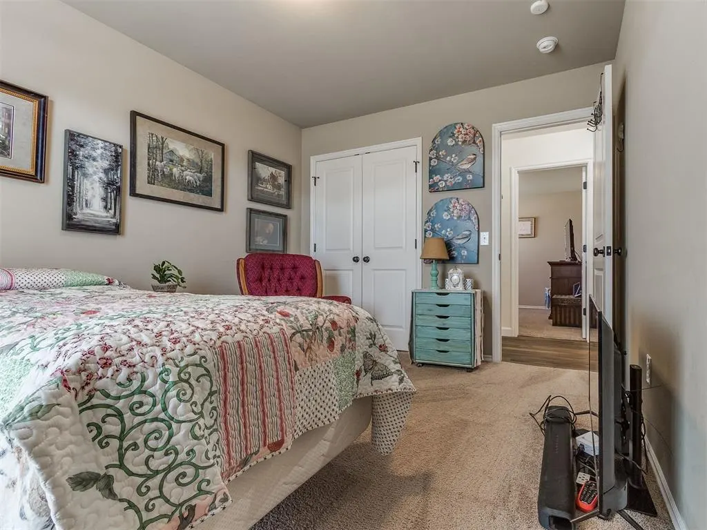 Photo 15 — 11809 SW 9th Street, Yukon, OK 73099