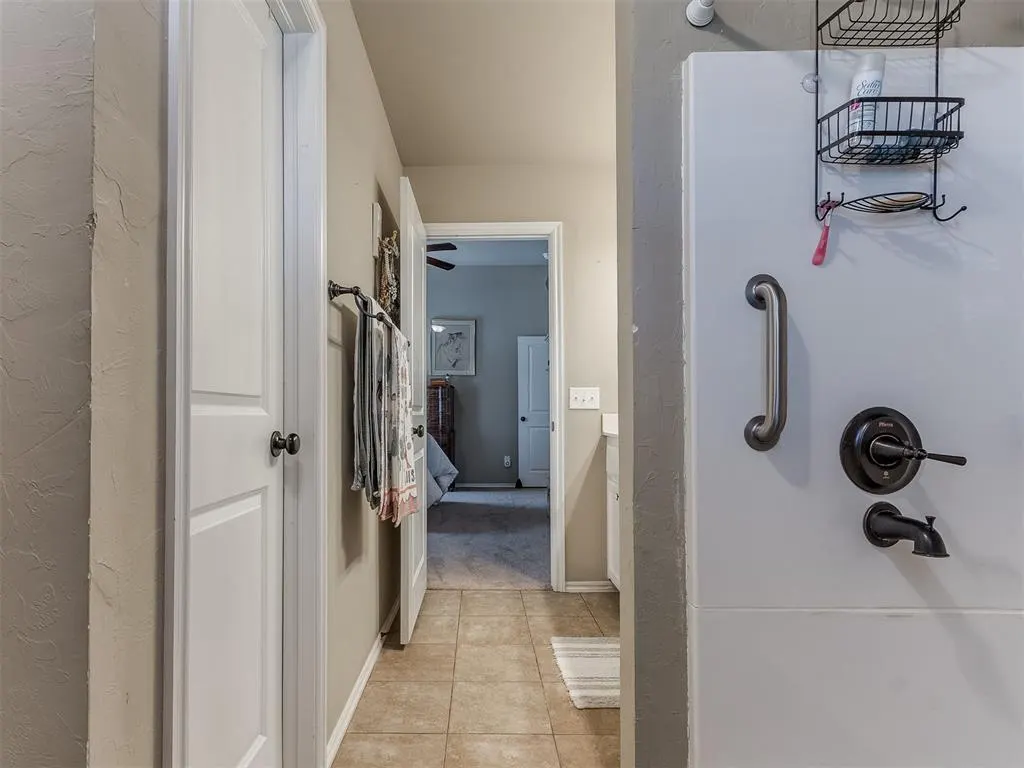 Photo 22 — 11809 SW 9th Street, Yukon, OK 73099