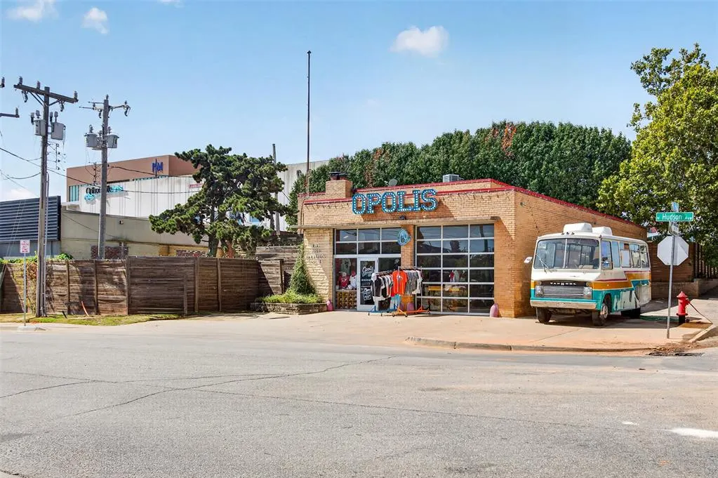 Front exterior — 1111 N Hudson Avenue, Oklahoma City, OK 73103