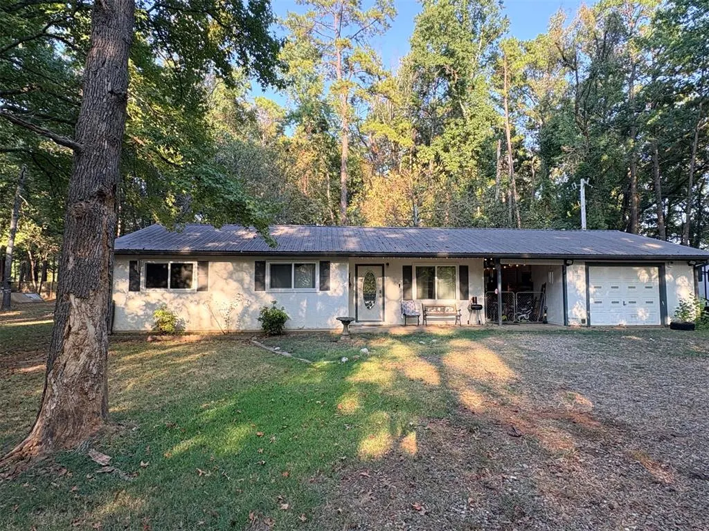 Front exterior — 38 Rosewood Road, Broken Bow, OK 74728