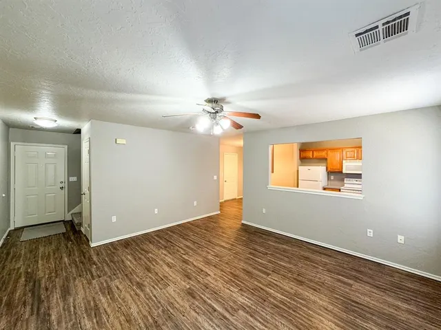 Photo 5 — 839 Rambling Oaks Drive, Norman, OK 73072