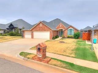Sold home at 16909 Madrid Circle