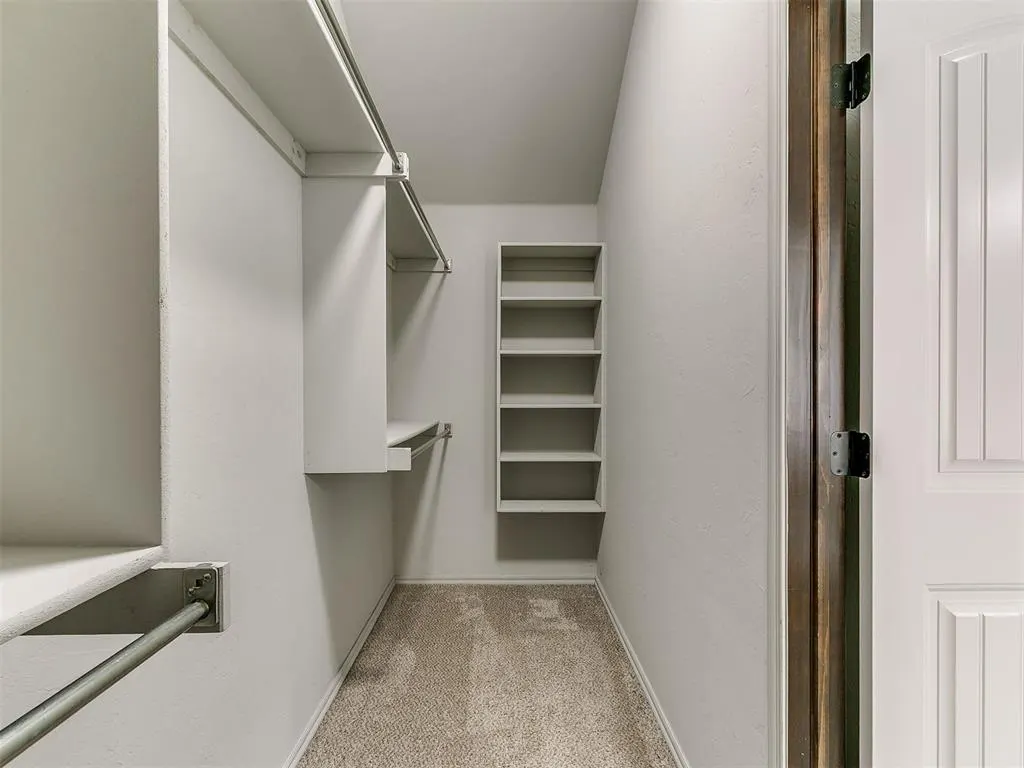 Photo 14 — 16909 Madrid Circle, Oklahoma City, OK 73170