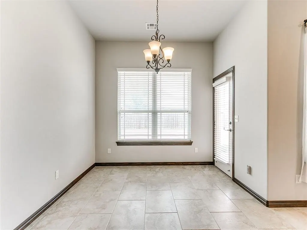 Photo 26 — 16909 Madrid Circle, Oklahoma City, OK 73170