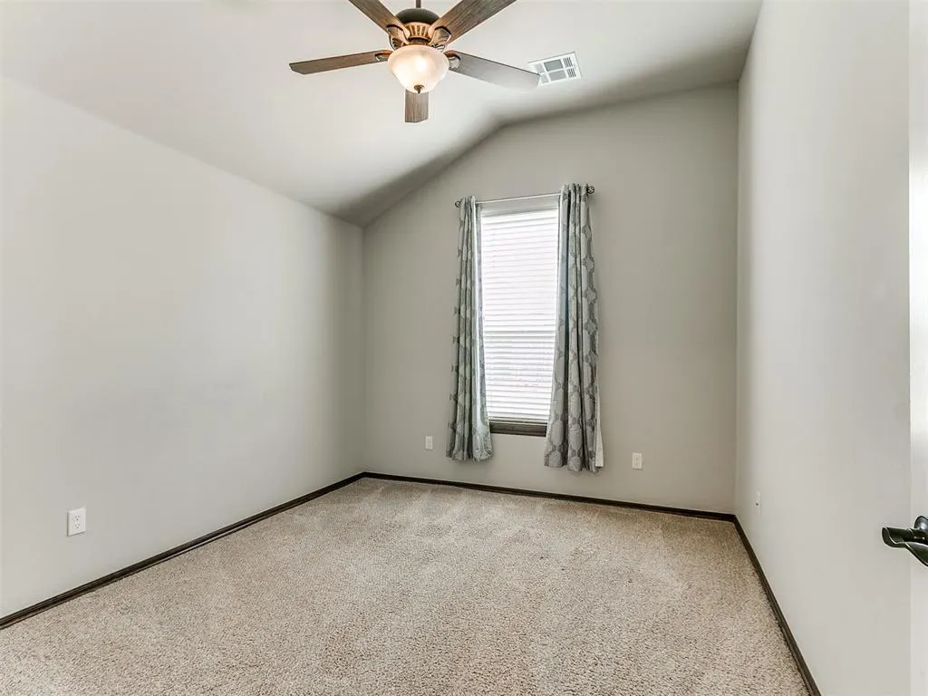 Photo 32 — 16909 Madrid Circle, Oklahoma City, OK 73170