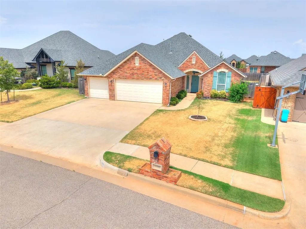 Photo 43 — 16909 Madrid Circle, Oklahoma City, OK 73170