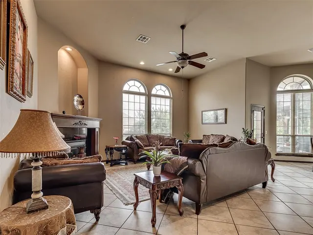 Photo 5 — 19605 Talavera Lane, Edmond, OK 73012