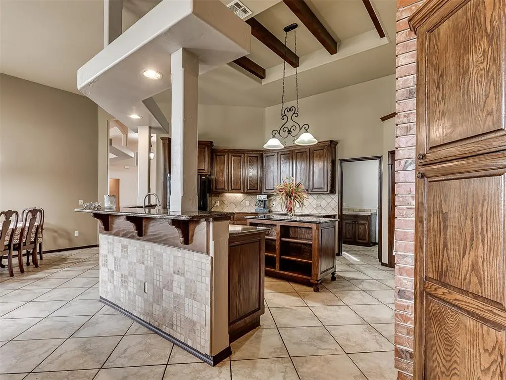 Photo 10 — 19605 Talavera Lane, Edmond, OK 73012