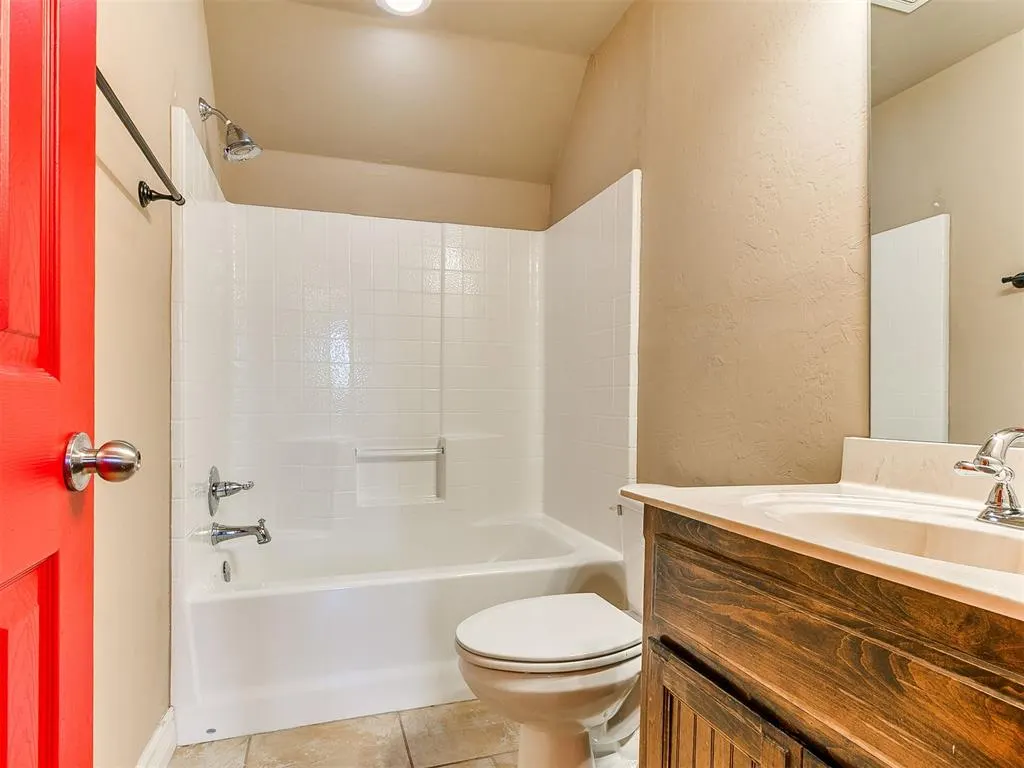 Photo 33 — 601 Summit Bend, Norman, OK 73071