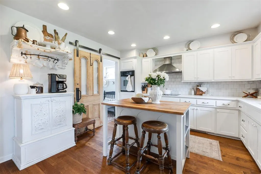 Photo 13 — 3113 Berkshire Way, Oklahoma City, OK 73120