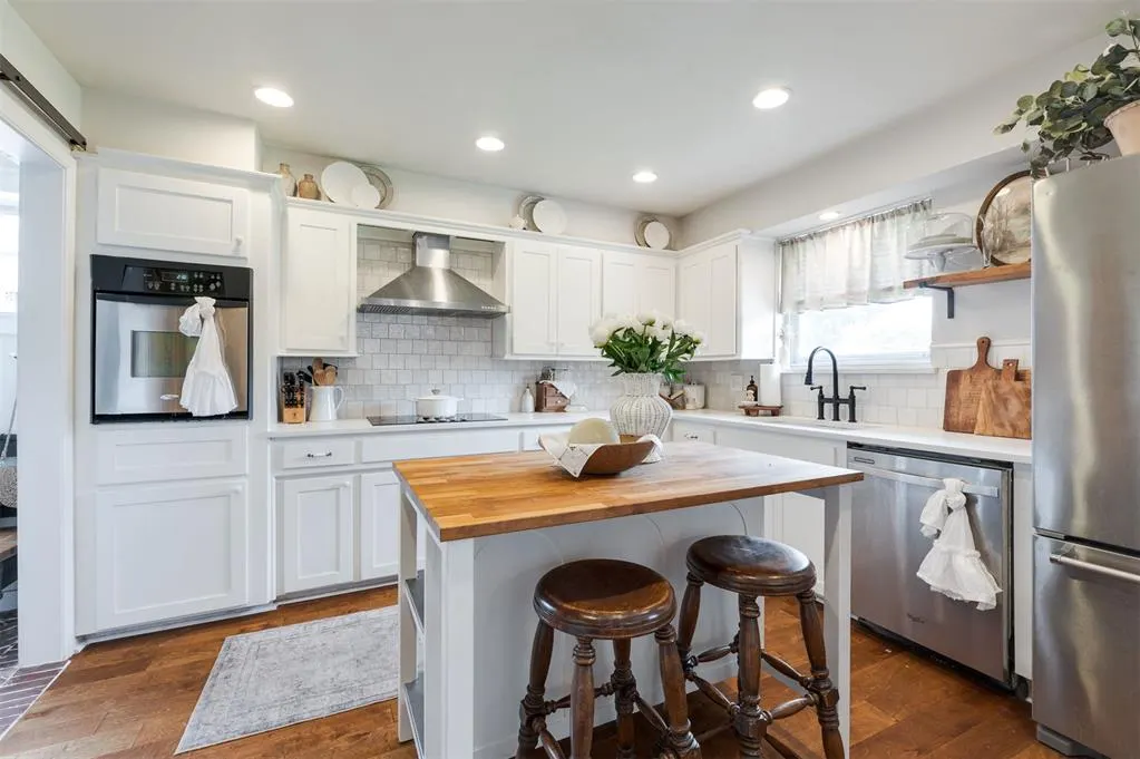 Photo 14 — 3113 Berkshire Way, Oklahoma City, OK 73120