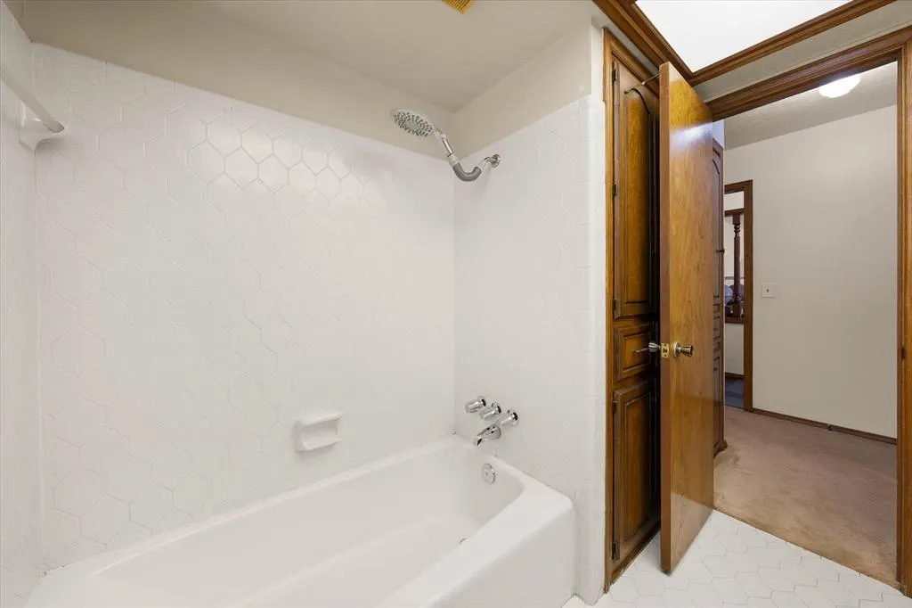 Photo 37 — 5925 NW 81st Street, Oklahoma City, OK 73132
