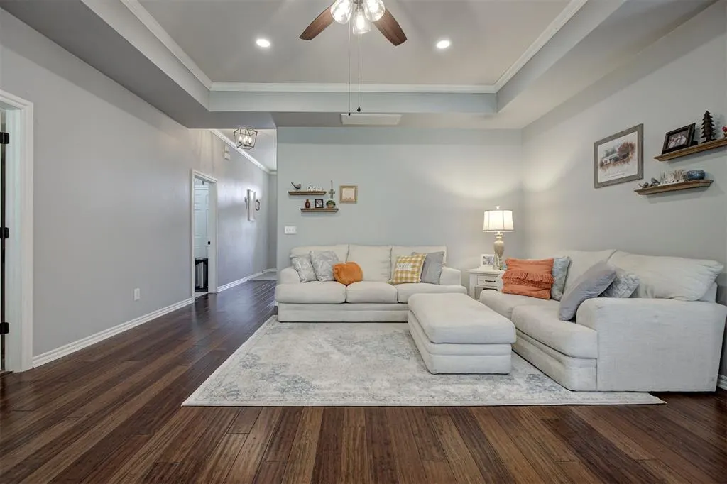 Photo 7 — 605 Vickery Avenue, Yukon, OK 73099