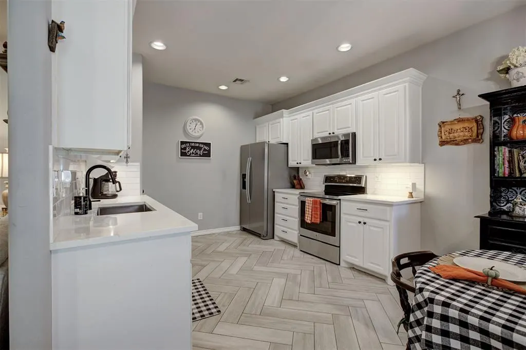 Photo 13 — 605 Vickery Avenue, Yukon, OK 73099