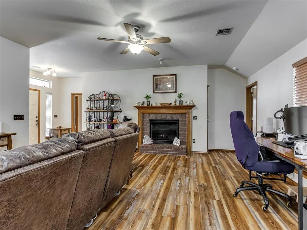 Photo 8 — 14401 Harli Lane, Oklahoma City, OK 73170