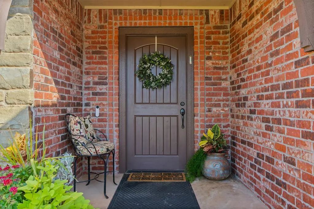 Photo 3 — 15921 Angie Kaye Lane, Edmond, OK 73013