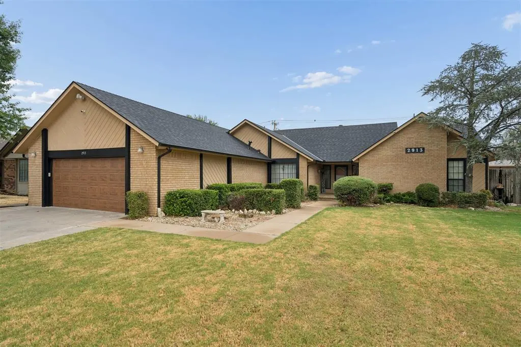 Front exterior — 2913 SW 127th Street, Oklahoma City, OK 73170