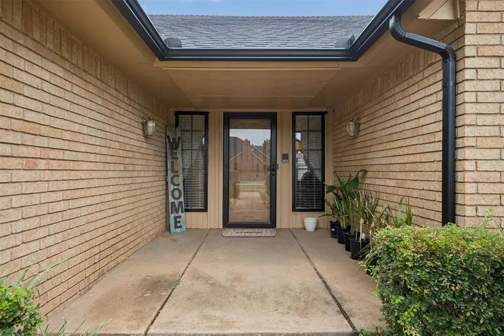 Photo 6 — 2913 SW 127th Street, Oklahoma City, OK 73170