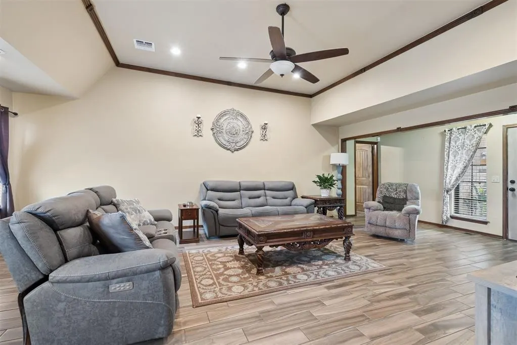 Photo 8 — 2913 SW 127th Street, Oklahoma City, OK 73170