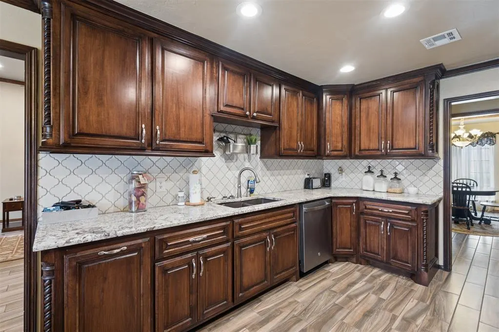 Photo 13 — 2913 SW 127th Street, Oklahoma City, OK 73170