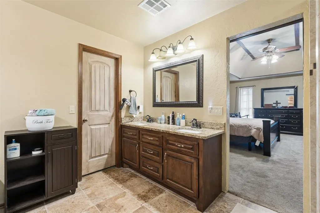Photo 27 — 2913 SW 127th Street, Oklahoma City, OK 73170