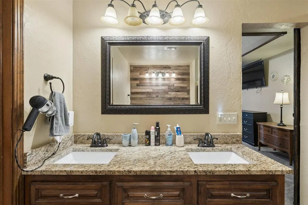 Photo 28 — 2913 SW 127th Street, Oklahoma City, OK 73170