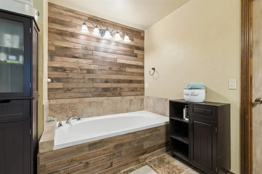 Photo 30 — 2913 SW 127th Street, Oklahoma City, OK 73170