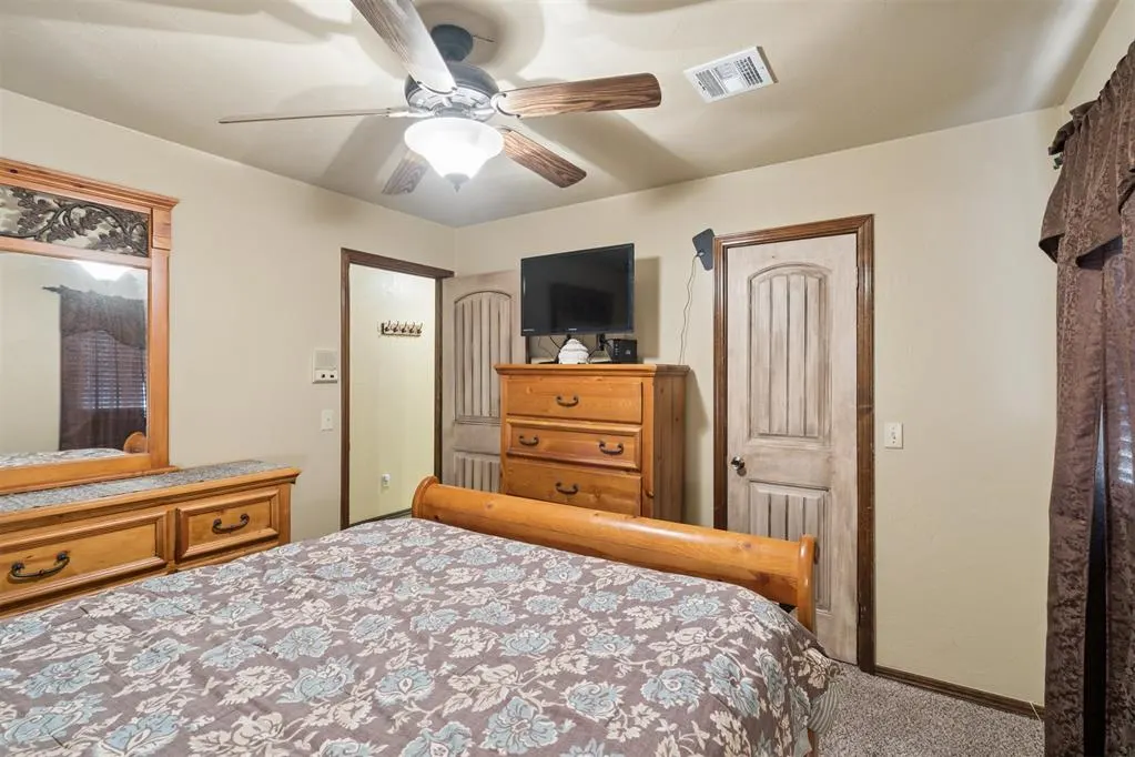 Photo 33 — 2913 SW 127th Street, Oklahoma City, OK 73170