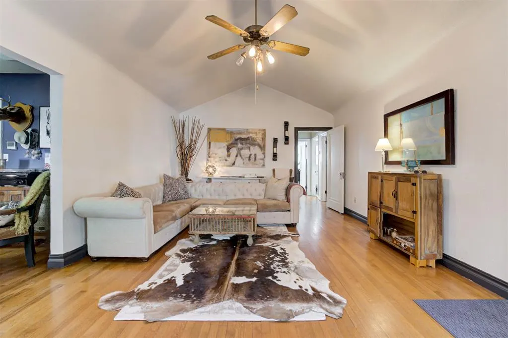Photo 7 — 2309 NW 28th Street, Oklahoma City, OK 73107