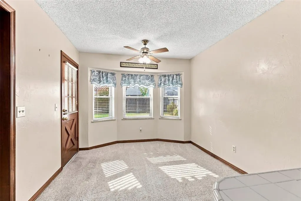 Photo 12 — 609 N Morgan Drive, Oklahoma City, OK 73160