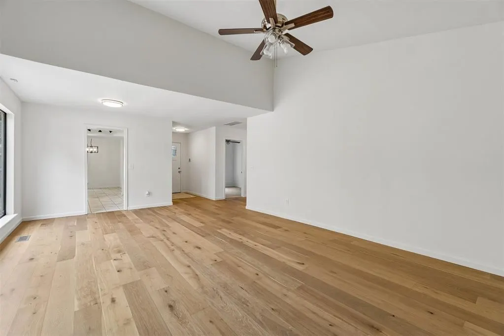 Photo 16 — 13509 Country Place, Oklahoma City, OK 73131