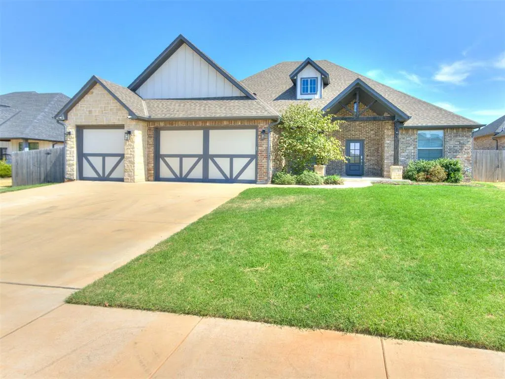 Photo 2 — 1124 Colonial Avenue, Tuttle, OK 73089