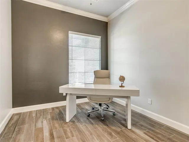 Photo 5 — 1124 Colonial Avenue, Tuttle, OK 73089