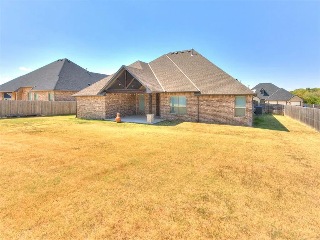 Photo 49 — 1124 Colonial Avenue, Tuttle, OK 73089