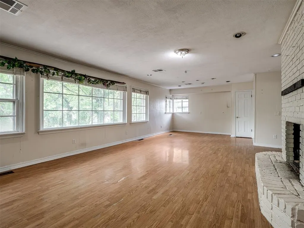 Photo 4 — 3101 Parklawn Drive, Oklahoma City, OK 73110