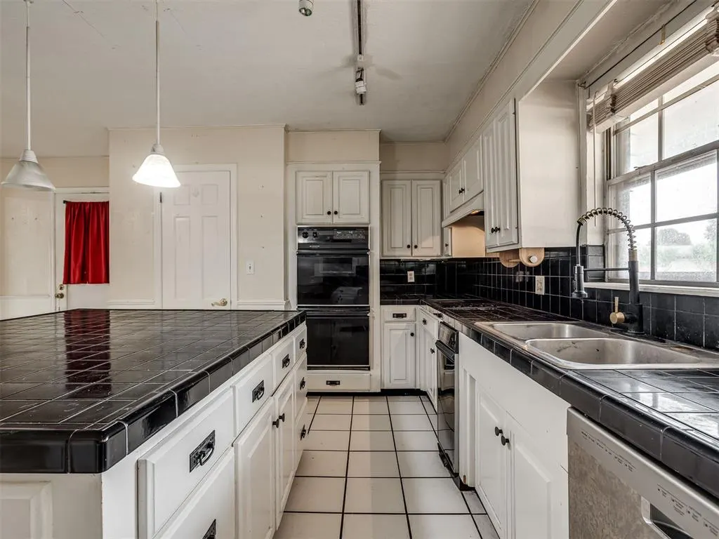 Photo 15 — 3101 Parklawn Drive, Oklahoma City, OK 73110